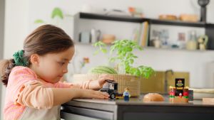 string(58) "LEGO City 60404 Burger Van Building Set (194 Pieces)