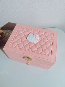 New Three-Layer Jewelry Box Gold Ring Necklace Earring Watch Dustproof Storage Box Leather Material Cartoon Style Desktop Use