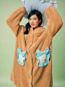 NAITANGPAI | Long Bear Hooded Robe