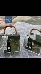 Hộp Đựng Quà Bằng Acrylic Trong Suốt Sang Trọng Tiện Dụng 17*10*16 (cm)