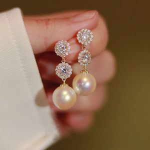 New Korean Light Luxury Imitation Pearl Flower Earrings For Women Shiny Crystal Zircon Jewelry Wedding Party Gifts