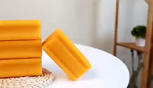 Multifunctional Laundry Soap 70g +- 【3 pcs / set 】84洗衣皂洗衣服香皂清洁肥皂 除污清洁皂