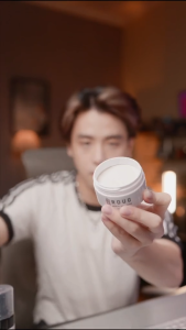 Sáp vuốt tóc Roug Matt Clay-Roug Trắng- giữ nếp cao lên tới 12h cho tóc dày-Chính hãng Singapore-Việt Men Grooming- hút dầu tạo kiểu thơm nhẹ