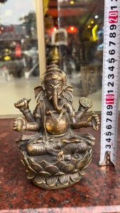Tượng thần voi ganesha bằng đồng hun cao 15cm ngang 10cm nặng 1kg