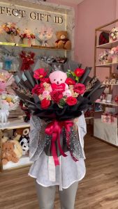 Buket Bunga Artificial Valentine & Kado Romantis Anniversary