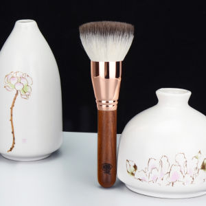 XIANGSHEMEIGUI | Large Flat Top Versatile Powder Makeup Brush Natural Animal Hair