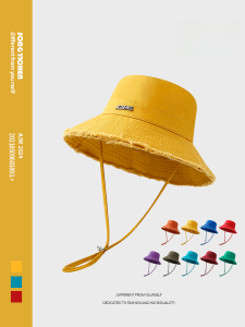 หมวกชาวประมงสไตล์ JACQUEMUS ฤดูร้อน หมวกกันแดดชายหาดชายหาด ขอบกว้าง ขนสัตว์ ชายคลุม ป้องกันแสงแดด สำหรับผู้หญิง หมวกทรงกลม