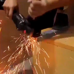 Brushless Cordless Angle Grinder 1/2 298000mAh Batteries Grinding Machine Cutting Electric Grinder PowerTool Cordless Angle Grinder 588VF Powerful 2 Battery Handheld With Electric Cutting Machines