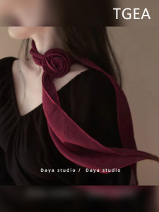 Original TGEA Burning Rose Atmosphere Sensation French Vintage Silk Scarf Winding Band High-End Feeling Small Festive Decorations
