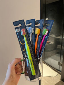 แปรงสีฟัน Dora a Dream แปรงสีฟันแบบหัวกว้างขนนุ่มสำหรับผู้ชายและผู้หญิง แปรงสีฟันแบบแบนขนบาง แปรงสีฟันแบบครอบครัว 8 ชิ้น