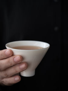Yulan Jade Dehua White Porcelain Gongfu Tea Cup PuEr Red Tea Rock Tea Non-Touching Single Tea Cup Tasting Cup