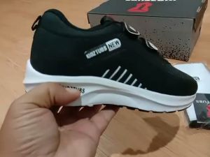 Sepatu Sekolah Anak Laki Laki Perempuan Warna Hitam Putih Murah Tali Perekat Rekat Velcro Kecil Tanggung Umur 6-10 Tahun PAUD TK SD SMP SMA Kelas 1 2 3 4 5 6 7 8 9 0-KIDZTUBS2012
