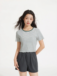 Hotwind | Classic Boat Neck Black And White Striped T-shirt