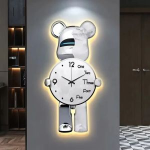 Wall Aesthetic Bear Clocks LED Lamp Unique Bear Wall Silent Light Clock Luxurious Living Room Porch Decor Interior Ornament