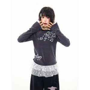 Vintage Stripes Star Lace Edge Fitted T-Shirt
