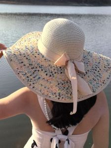 Womens Beach Straw Hat Large Brim Sunshade Summer Outing Holiday Versatile Big Rim Cool Sun Hat round Top Cap Feeding