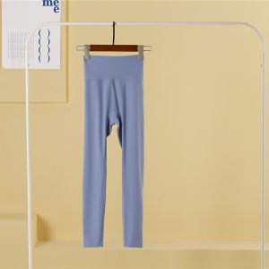 กางเกงโยคะเอวสูงทรงสลิมฟิตสำหรับฤดูร้อน กางเกงออกกำลังกายแบบยืดหยุ่นสูง ดูดซับเหงื่อ ระบายอากาศได้ดี กางเกงโยคะสำหรับผู้หญิง