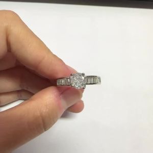 Huitan Classic AA Cubic Zirconia Women Rings Luxury Silver Color Engagement Wedding Accessories Eternity Female Jewelry Bulk