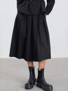 S·DEER | Chân Váy Xếp Ly Tweed Len Cạp Cao Họa Tiết Ca-rô Vintage