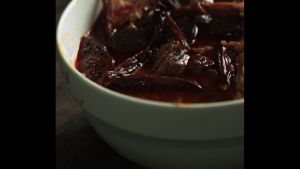 [โค้ดลดเพิ่ม 11%] พริกแกงน้ำเงี้ยว ขนาด 100 กรัม Nam Ngiao Curry Paste - สูตรดั้งเดิมแท้ 100%