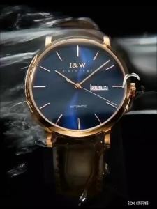 นาฬิกาข้อมืองานฉลองสวิส I & W สำหรับผู้ชายนาฬิกาอัตโนมัติหรูหรา24 Jewels SEIKO NH36A ปฏิทินการเคลื่อนไหวบุรุษนาฬิกาข้อมือกลไกไพลิน2024