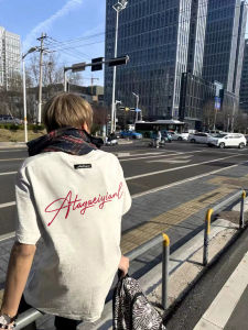 Trendy American Hiphop Short Sleeve Mens T-shirt Summer New Style Slimming Versatile Design Half Sleeve Top Ins Breathable Cotton Youth Popular round Neck Letter Print Casual Fashion