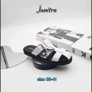 JANITRA OFFICIAL SHOP Barzyta Sandal Platform Wanita Model Brongsong Snack Korean Style