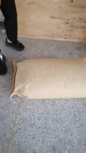 1 piece laminated kraft bag L84cm x W53cm 70GSM up to 25kgs capacity with PP woven material iPackaging Bags for Agricultural Products Packaging Bags for Fertilizer Packaging Bags for Flour Packaging Bags for Rice Packaging Bags for Animal Feed Panside