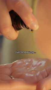 iYURA Paraania - The One-Pump Power-Dose for Pristine Skin 30ml