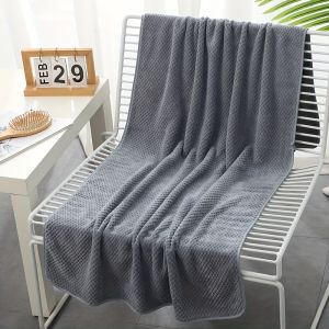 1pc Lightweight Breathable Bath Towel 70×140cm Pineapple Lattice Soft and Comfortable Bath Towel Coral Fleece Bath Towel