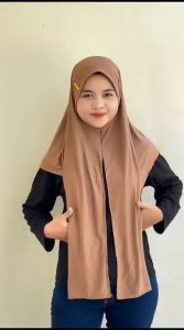 Jilbab Pasmina Dubai Oval Instan Jersey Dewasa Jumbo / Hijab Pashmina Instan Jersey Premium / Kerudung Muslim Wanita Polos