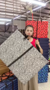 แผ่นปูรองนอนรุ่นดราก้อน พรางชมพู รุ่นหนาพิเศษ20/40mm.ขนาดกว้าง 70x200cm แบบไม่มีกระเป๋ามีหูสำหรับถือพกพาสะดวก สามารถถอดซักได้