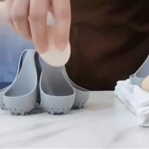 Silicone Egg Boiler Rack Egg Boiler Holder Egg Cooker Storage and Egg Rack for Making Soft or Hard Boiled Eggs Holds 4/6 Egg