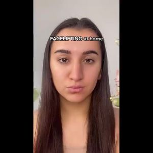 หยกธรรมชาติ ลูกกลิ้งนวดหน้ากระชับผิว หินกัวซา ทนทาน นวดหน้า ลำคอ รอบตา จมูก ริมฝีปาก ช่วยไหลเวียน ลดริ้วรอย Face Stone A250