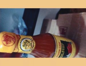 Saus Sambal Pohon Cabe 330ml: Rasa Pedas Alami untuk Masakan Anda