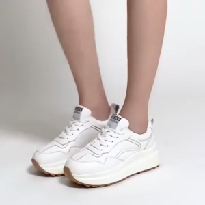 [COD]Best Seller Women White Thick Sole Sneakers Korean Fashion Platform Shoes Lightweight Comfortable Lace‑Up Casual Walking Sapatos for Ladies