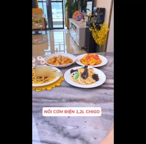 Nồi cơm điện mini Chigo Hàn Quốc - Dành cho 1-2 người ăn - Nhỏ gọn - Tiện ích - Công suất 200W - Dung tích 1.2L