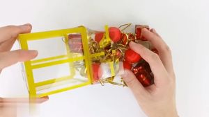 [2024 Brand new design] xmas tree pendant 26pcs colorful laser gift box mini christmas ornaments new year party decor christmas ball xmas decoration 圣诞节装饰品