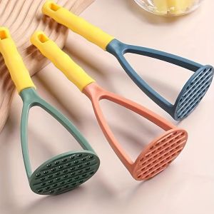 1Pcs Potato Masher Heavy Duty Non-stick Press Potato Crusher