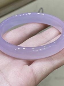 White Cats Eye Stone Bracelet Womens High Ice Quality Violet Color Fashion Jewelry Elegant Style Bracelet with Polished Craft