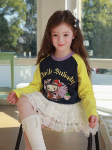 Retro INS Style Pure Cotton Base Layer T-Shirt for Baby Girls Spring Collection Comfortable Breathable Sweat Absorbent Cartoon Print