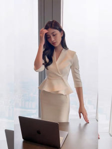 GOUWU | Sophisticated Lightweight Mature White Womens Suit