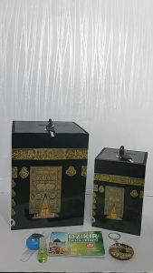 Beli 1 Gratis 4 Souvenir Celengan Kabah Ukuran Jumbo Kunci Celengan Kakbah Mekkah Kunci Buka Tutup Premium Ukuran Jumbo 15x15x20cm