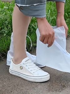 ปลอกหุ้มรองเท้าและรองเท้าบูทกันน้ำ แบบหนา กันลื่น สีพื้น ทำจาก PVC ทนทาน กันเปื้อน ใช้ได้ในวันที่ฝนตกและหิมะ