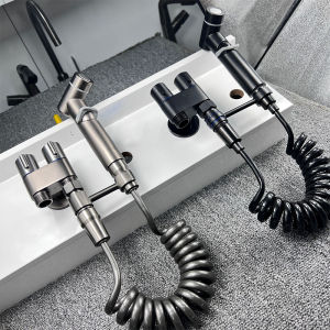 ทําความสะอาดห้องน้ํา Bidet สเปรย์ชุดแรงดันสูงมือถือ Double Outlet Sprayer ห้องน้ําหัวฝักบัวห้องน้ํา Flush สเปรย์ Anal Douche