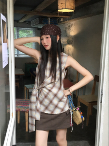 Mixd | Sleeveless Cross Strap Stylish Womens Summer Blouse
