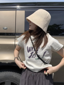 เสื้อยืดแขนสั้นทรงสลิมฟิตสำหรับผู้หญิง ลายการ์ตูนสุดเก๋ สไตล์เกาหลี ทรงเข้ารูป เสื้อผ้าทำงาน สีบรอนซ์