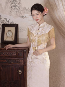 Elegant Chinese-Style Short-Sleeve Fringe and Shawl Wedding Dress