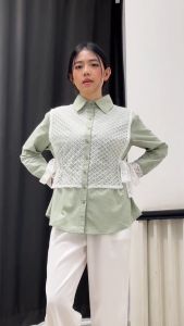 QUEENTIN Kemeja Layer Wanita 0701 Katun Poplin Polos Kombinasi Brokat Lengan Panjang