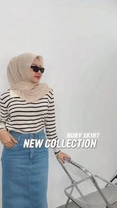 Rok Jeans H Line Kancing Dua Side Slit RUBY Skirt - Onetta